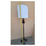 Elegant Floor Lamp with Decorative Pinecone Design