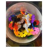 Kids Toy Set: Brain Flakes Building Pieces and Military Toy Vehicle