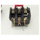 Square D AC Magnetic Starter - NEMA Size 0 Class 8536 Type SBO-2