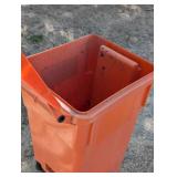 35 Gallon Trash Can On Wheels