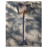 Scooping Shovel - Farm/Garden