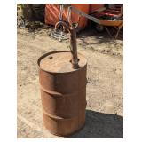 30 gallon Barrel and Pump