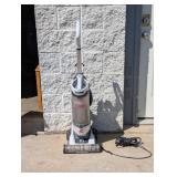 HOOVER POWER DRIVE SWIVEL XL VACUUM