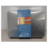 NEW NORDICWARE BAKEWARE 2PC. SET