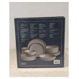 NEW OVER&BACK 16PC. DINNERWARE SET (GRAY)