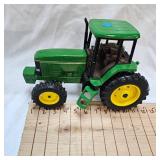 John Deere 7600, Mfg 1992-1996 by ERTL