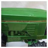 John Deere 7600, Mfg 1992-1996 by ERTL