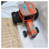 Allis-Chalmers 8050 Tractor by Ertl 1982-1985