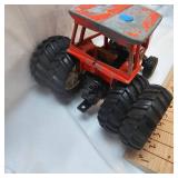 Allis-Chalmers 8050 Tractor by Ertl 1982-1985