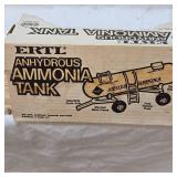 Ertl Anhydraus Ammonia Tank, Aged, as new in Box