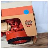 Ertl 600 Case 1/16 Scale, As New in Box