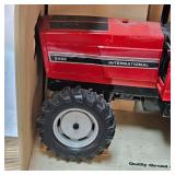 Ertl International 5488 1/16 Scale, as new, Old Stock