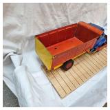 Vintage Wyandotte Frontend Loader Dump Truck 1950