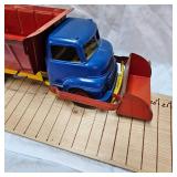 Vintage Wyandotte Frontend Loader Dump Truck 1950