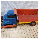 Vintage Wyandotte Frontend Loader Dump Truck 1950
