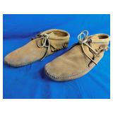 Minnetonka Moccasins - Size 11