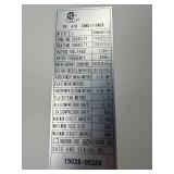 ATWOOD ROOFTOP RV AC W/ HEAT PUMP.