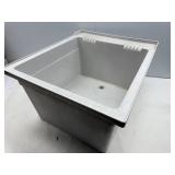UTILITY SINK / TUB