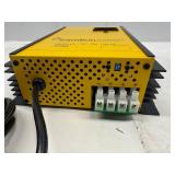 31 AMP BATTERY CHARGER