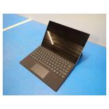 Microsoft Surface Pro 6 // INTEL CORE I7-8650U 1.9 Ghz // 16GB LPDDR3 RAM // 512GB HD // NO OS // Includes Keyboard, No Cables // White spot on screen