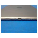 Apple iPad 5th Gen A1822 // 32GB of storage // WIFI Only // Includes Charging Cable