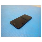 Apple iPhone 7 A1660 // 32GB of storage // Cellular Carrier Unlocked // Includes Charging Cable