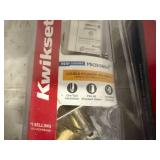 Kwiset Hall & Closet and Suble Cylinder Deadbolt