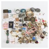 Costume Jewelry - Large Lot