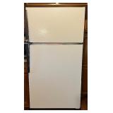 Used Amana 18 Refrigerator with Freezer Compartment - CONTENTS NOT INCLUDED
