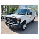 2013 FORD E-SERIES E-250 *NO ACCIDENTS 1 OWNER*