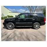 2007 CADILLAC ESCALADE w/ 6.2L Motor *All wheel Drive*