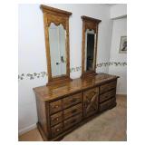 Thomasville Furniture Heritage Mirrored Vanity