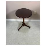 Charming Mahogany Parlor Table