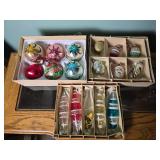 Vintage MCM Christmas Tree Ornament Set (16)
