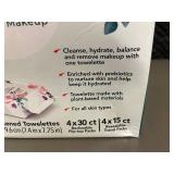 Kirkland Signature Daily Facial Towelettes - 180 Count