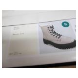 6 pr Erin A New Day Boots Size 9...