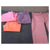 4 Small Gym Wolf Leggings...