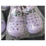 6 pr Joybees Kids Shoes Size 5...