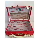 Streamline Luggage Set: Vintage-Inspired Red and Ivory Hard Case