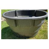 Rubbermaid 70 Gallon Stock Tank in Black