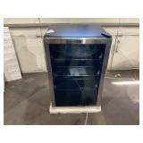 Galanz 4.5 Cu ft 152 Can Beverage Center Mini Fridge