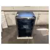 Galanz 4.5 Cu ft 152 Can Beverage Center Mini Fridge