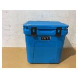 YETI Roadie 32 Wheeled Cooler Big Wave Blue