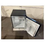 Galanz 2.7 Cu ft Single Door Mini Fridge