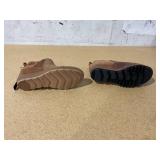 Sorel Evie Bootie Pull-On Ankle Boots for Ladies Size 6W