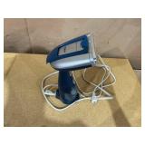 Conair Handheld Garment Steamer for Clothes, Turbo Extreme Steam 1550W