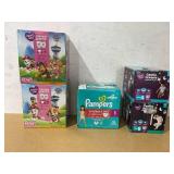 LOT OF 5 Miscellaneous Diapers