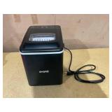 Avanti 26 lb Bullet Ice Maker, Black Stainless Steel