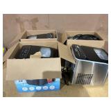 LOT OF 4 Avanti 26 lb Ice Makers