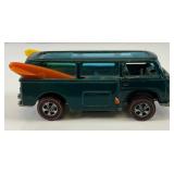 1969 REDLINE Hot Wheels Volkswagon "BEACH BOMB" With Surf Boards And Button Nice Condition